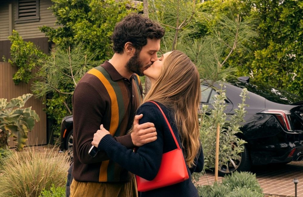 « Nobody Wants This » : la saison 2 de la série se dévoile dans une bande-annonce