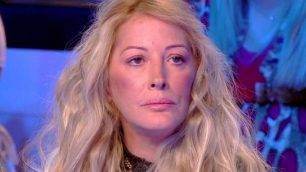 Coup dur pour Loana : filmée à Nice dans un sale état