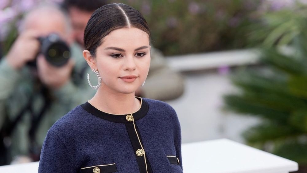 Selena Gomez : elle n'a "pas honte" d'avoir parlé publiquement de ses problèmes de santé