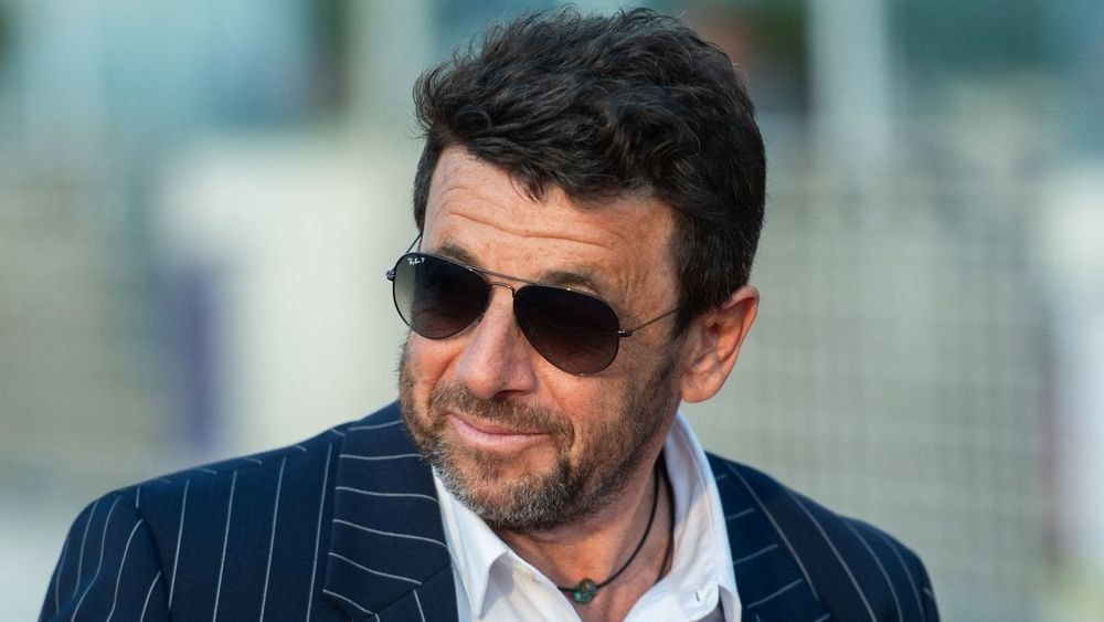 "Trois avions étaient affrétés" : Patrick Bruel mêlé à une autre affaire, les coulisses d'une affaire qui secoue l'industrie du spectacle