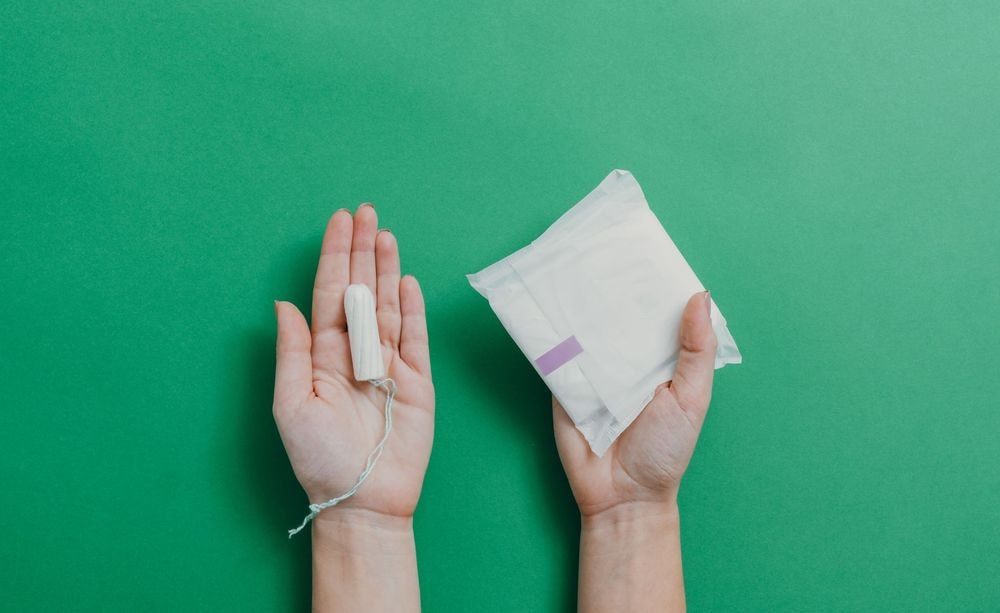 Aux États-Unis, les dispositifs anti-fusillades empêchent l’accès aux protections hygiéniques