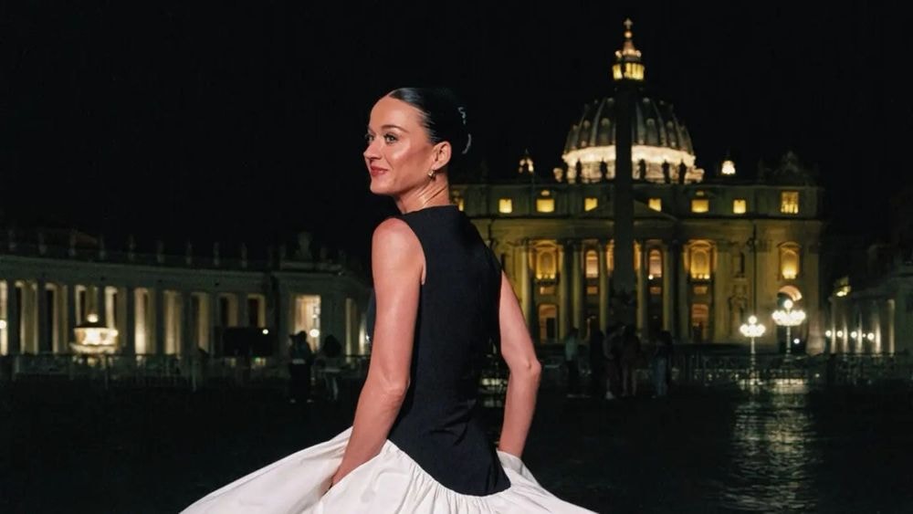 Accusée d'agression sexuelle par une actrice, Katy Perry fait une étrange réapparition à Rome comme si de rien n'était