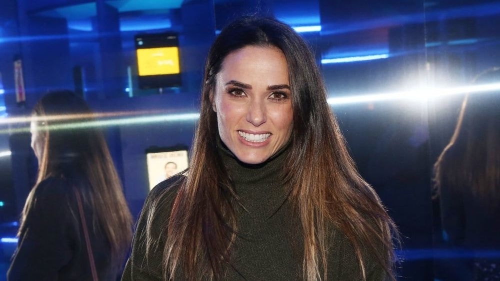 Capucine Anav cash sur Sarkozy : "J'ai eu la chance de le voir en…"