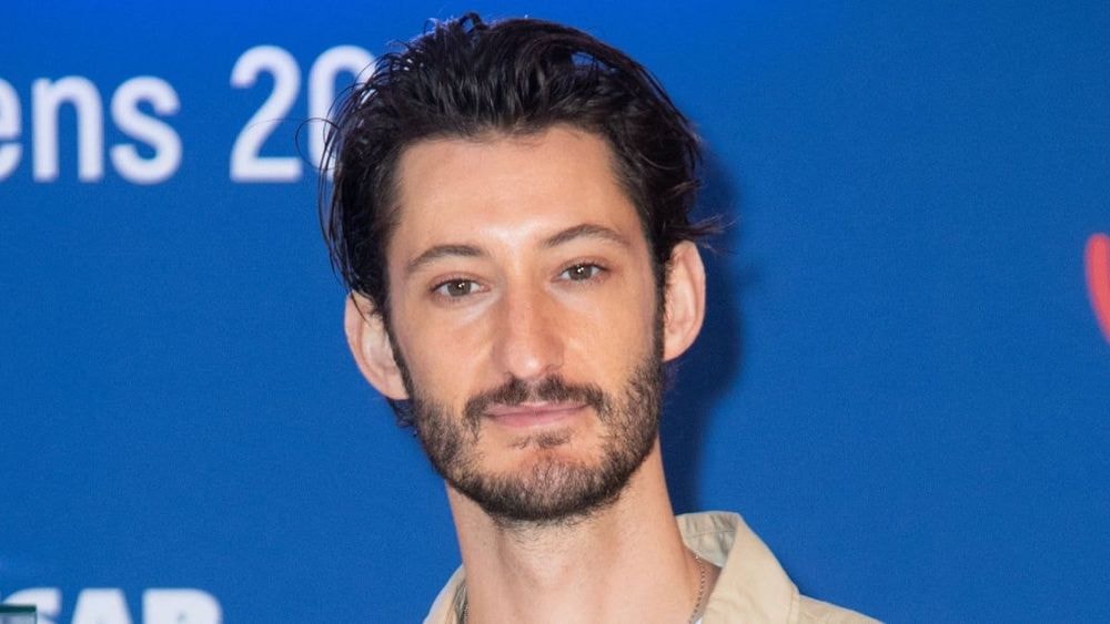 Pierre Niney, "il est médiocre" : son ancienne prof se lâche à son sujet