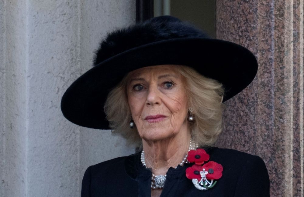 La reine Camilla ne passera pas Noël avec ses enfants : son fils Tom se confie