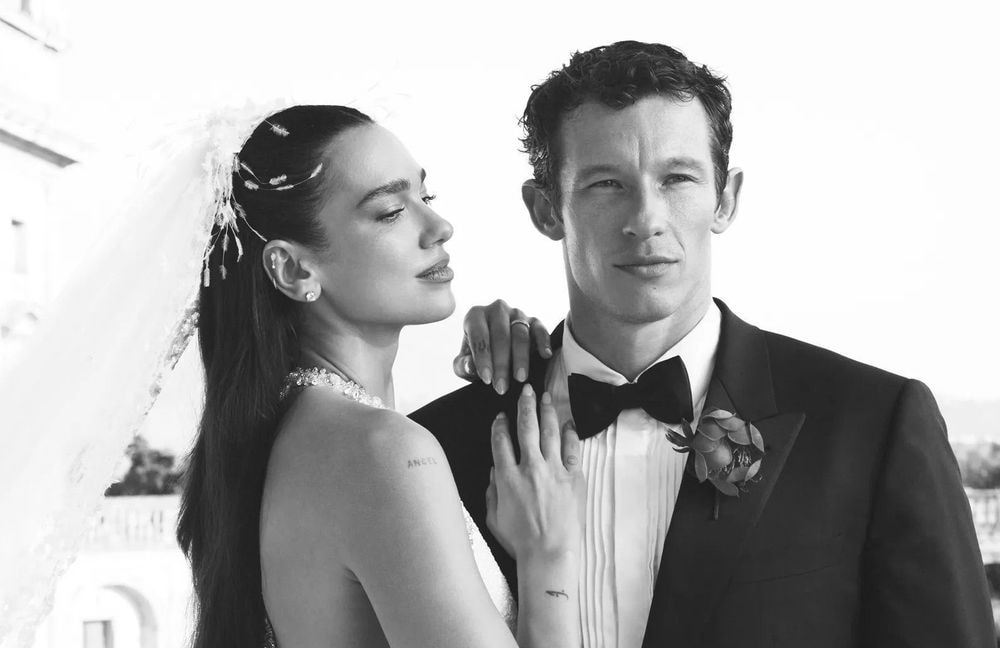 Dua Lipa dévoile enfin sa robe de mariée : une création Chanel spectaculaire signée Matthieu Blazy