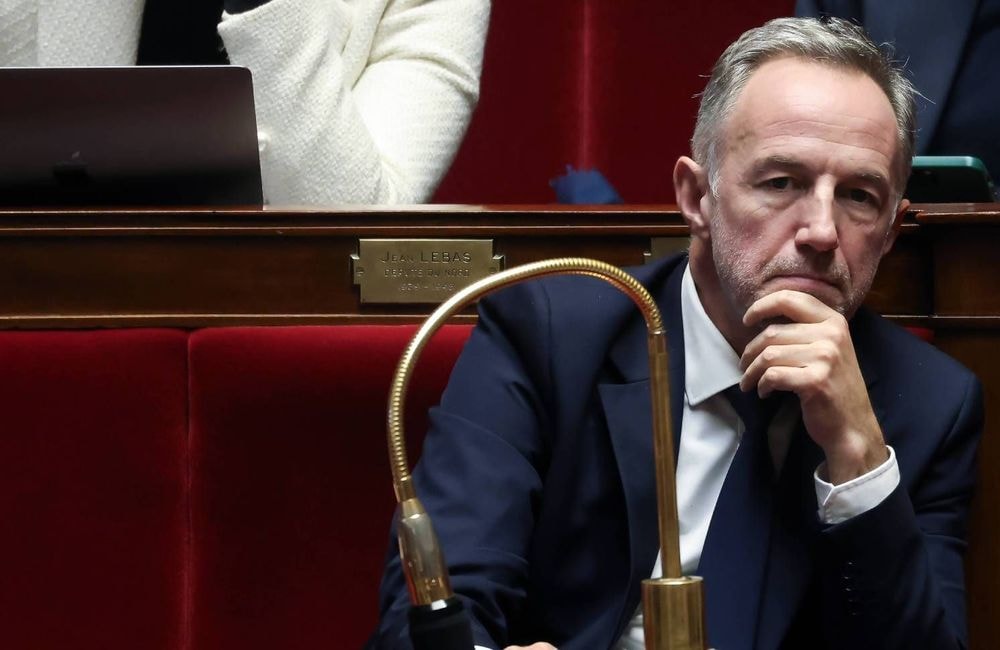 Emmanuel Grégoire, candidat à Paris, révèle avoir subi des violences sexuelles lors d'activités périscolaires