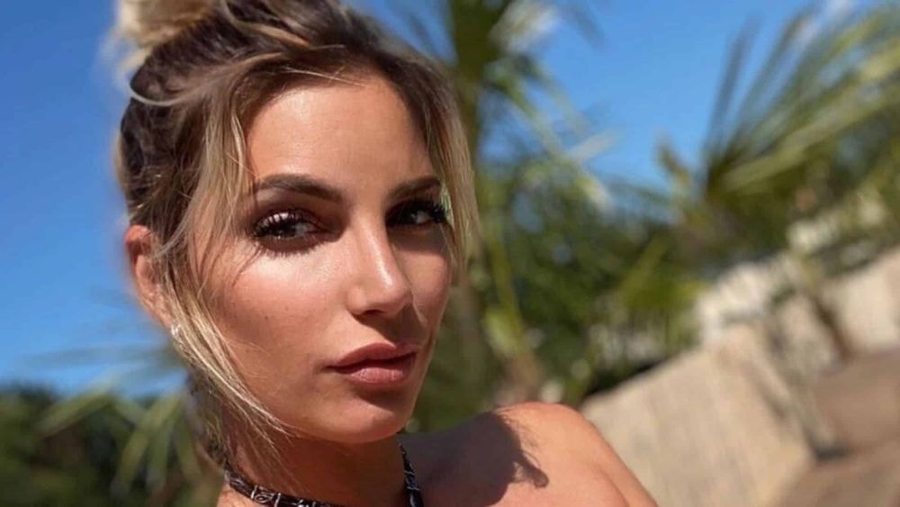 Nadège Lacroix : trompée par Emanuel, elle fait des confidences attristantes sur son état, "j'ai pleuré toute la journée..."