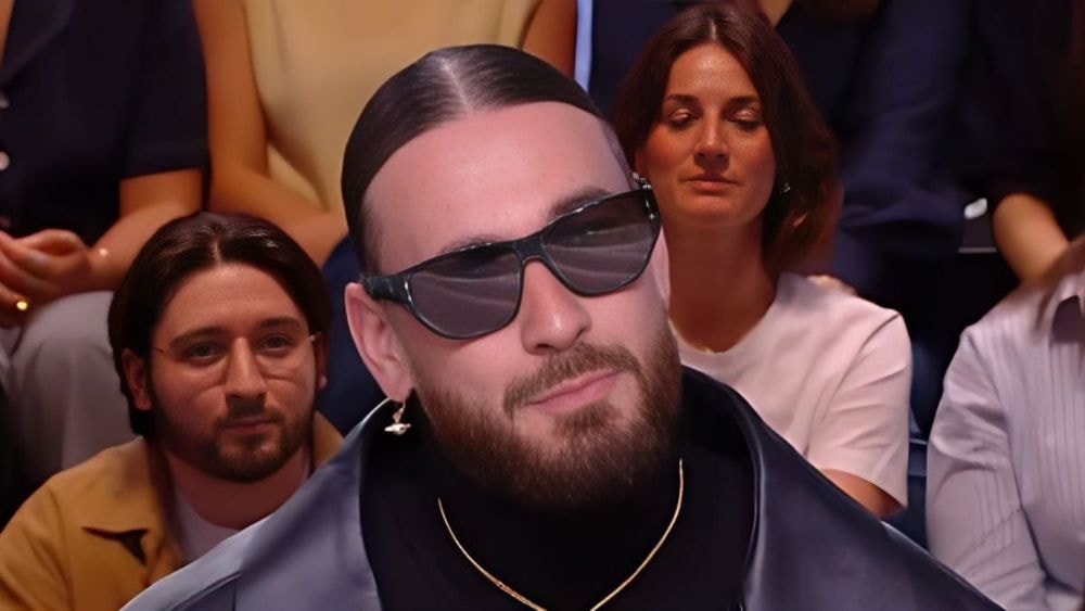 "J'ai joué à GTA, ça ne m'a pas..." : SCH visé par une fusillade, il reste de marbre face à Léa Salamé