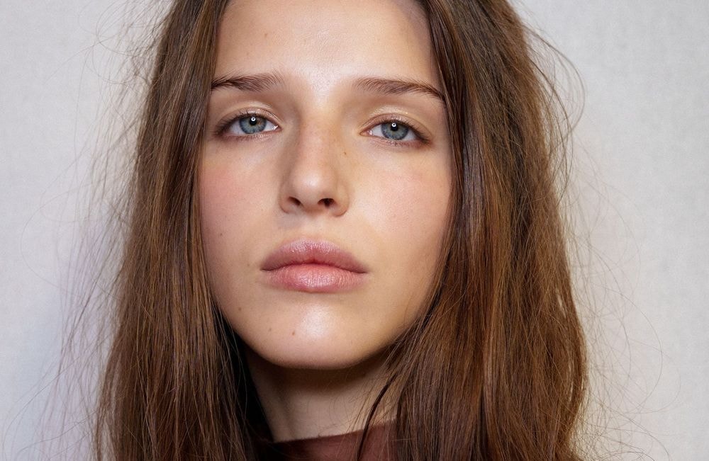 Dépression saisonnière : pourquoi vos cheveux subissent aussi les effets du manque de soleil