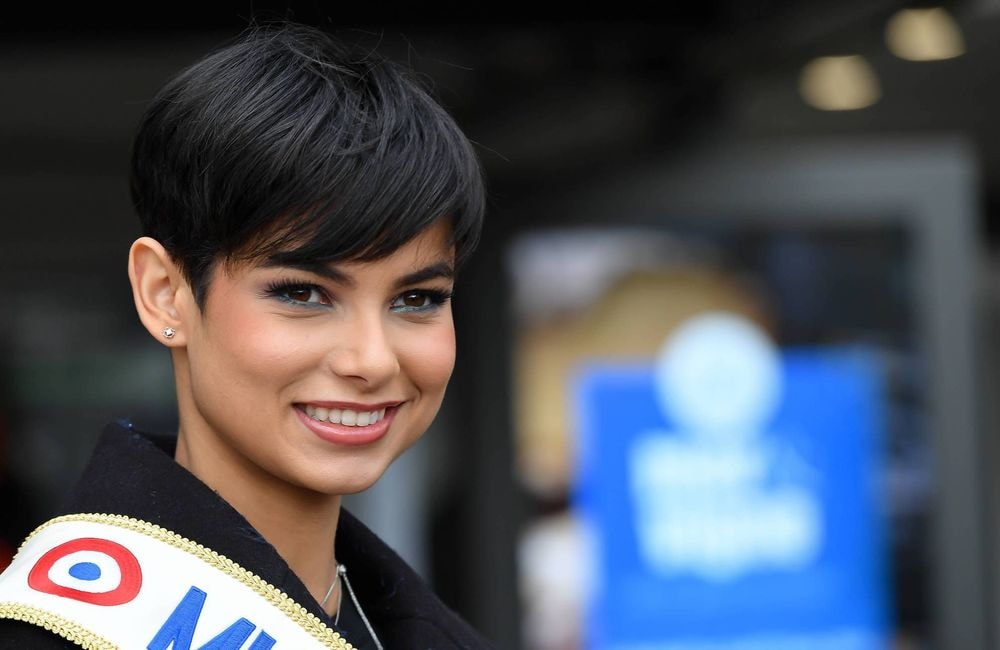 La Miss France Ève Gilles nommée « ambassadrice » des mathématiques auprès des filles