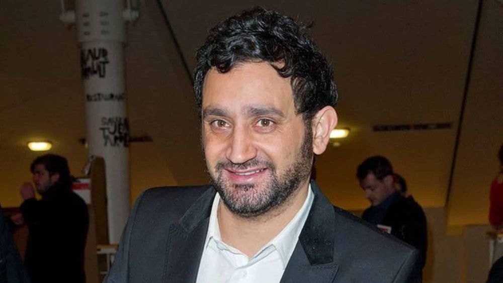 Cyril Hanouna : une photo du présentateur vieille de 20 ans refait surface !