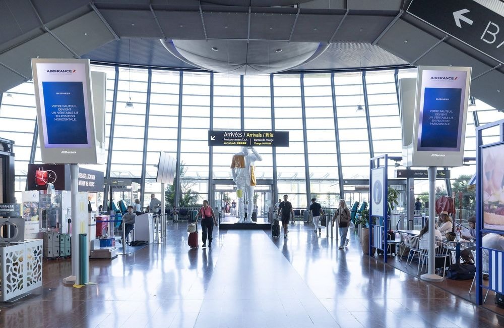 « Libère la Palestine » :  la vidéo montrant l’agression antisémite d’un enfant à l’aéroport de Roissy provoque l’indignation
