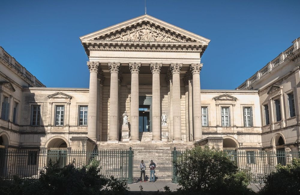 Déjà condamné, un homme sage-femme jugé pour les viols de six autres patientes