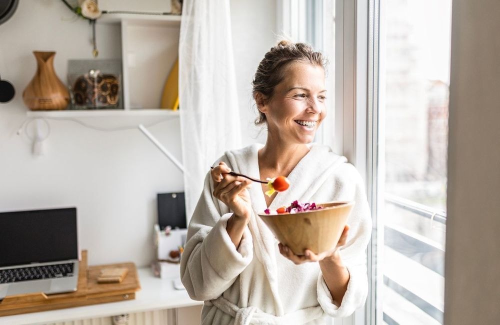 Perte de poids : que se cache derrière le phénomène « eat like a woman » ?