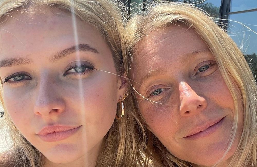 Telle mère, telle fille : Gwyneth Paltrow et sa fille Apple Martin jouent la ressemblance troublante avec cette coiffure wavy