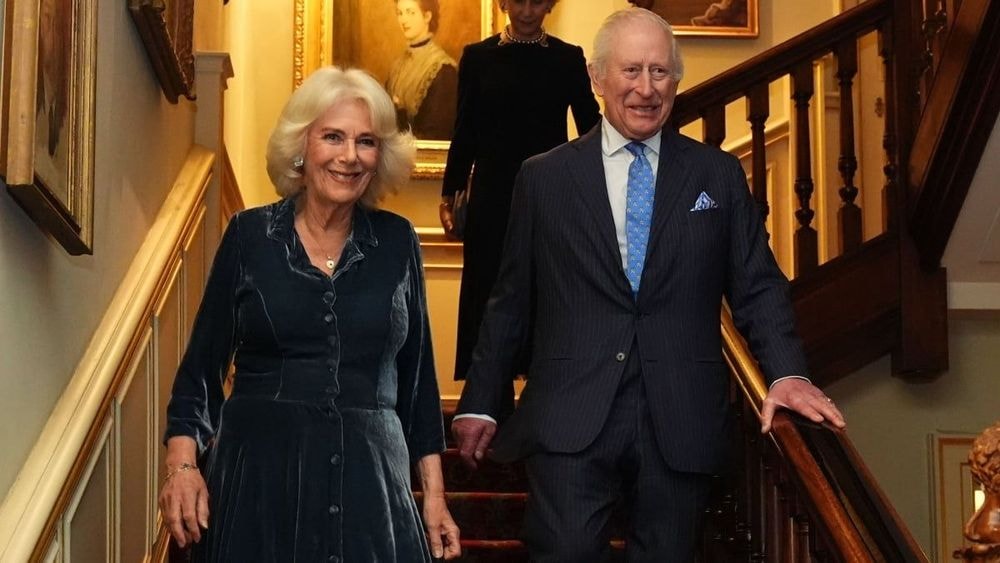 Le Roi Charles III, la reine Camilla et le Pape François prennent une décision cruciale
