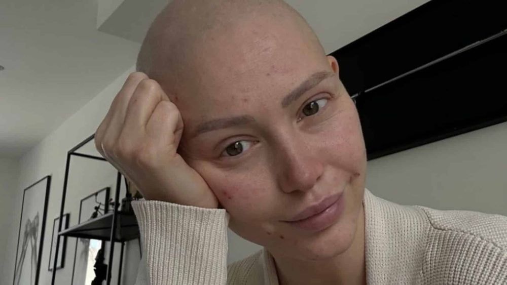 Eloïse Appelle : atteinte d'un cancer, elle fait des confidences bouleversantes sur la maladie, "je ne tenais plus sur mes jambes..."