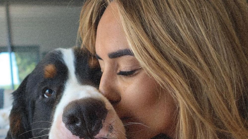 Hilona Gos : elle répond à ses fans concernant ses chiens