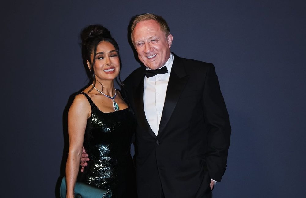 Salma Hayek : apparition étonnante avec son époux François-Henri Pinault sur le Tour de France