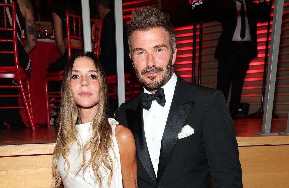 Victoria Beckham évoque l’éducation de ses enfants : « La communication en famille est fondamentale »
