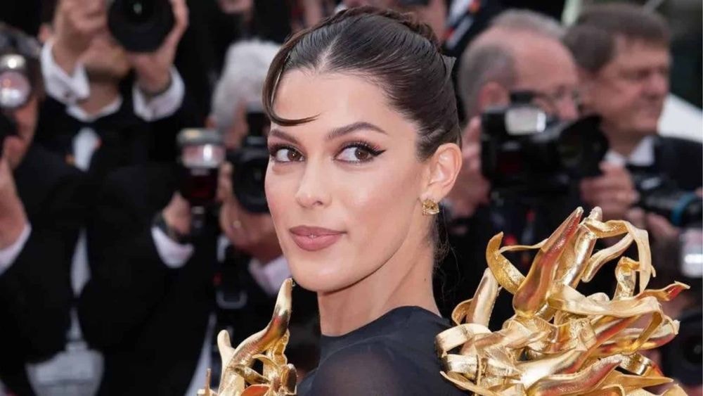 Iris Mittenaere : elle dévoile l'identité de la personne qu'elle a appelée juste après sa rupture avec Diego, "viens tout de suite" !
