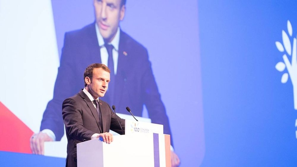 Hausse de la pension de retraite, assurance chômage... Les promesses de Macron pour votre budget