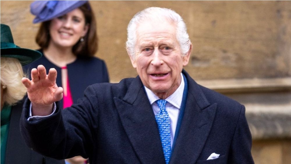 Charles III prêt à pardonner Harry, la réaction surprenante du prince William