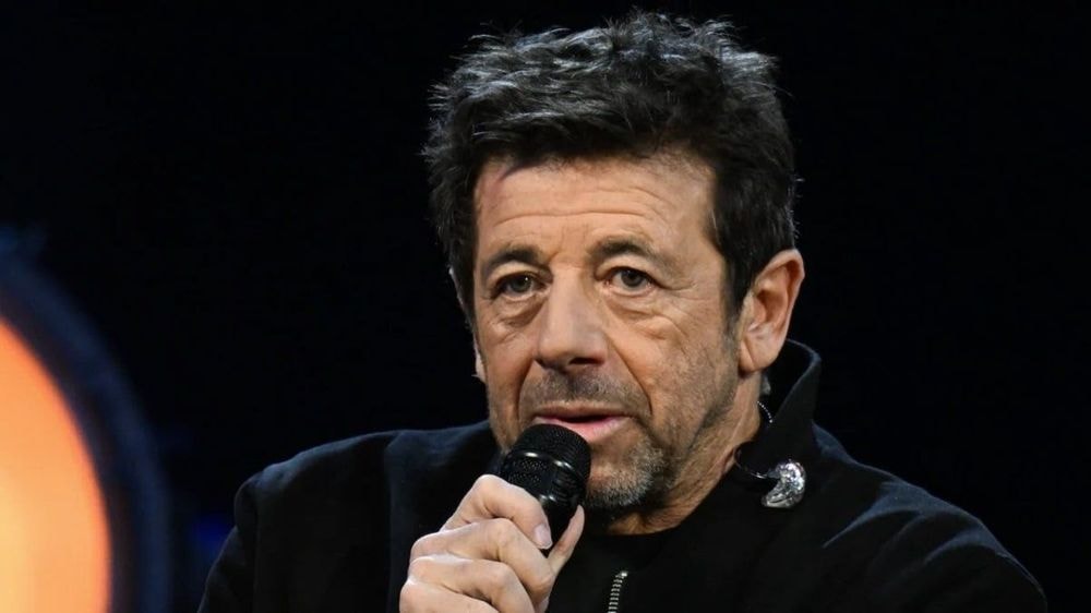 "Je ne voulais pas porter le nom Bruel" : Fils de Patrick Bruel, ce chanteur a discrètement lancé sa carrière sous ce pseudonyme
