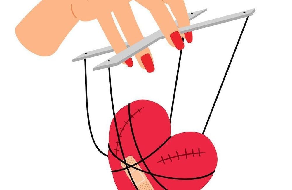 Relations toxiques : quand les femmes se comportent comme des hommes hétéros sur TikTok