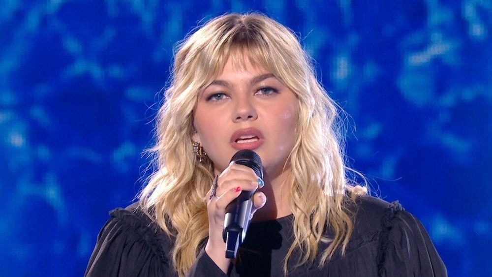 Louane met la pression à Céline Dion avant l’Eurovision : "Si vous ne venez pas…"