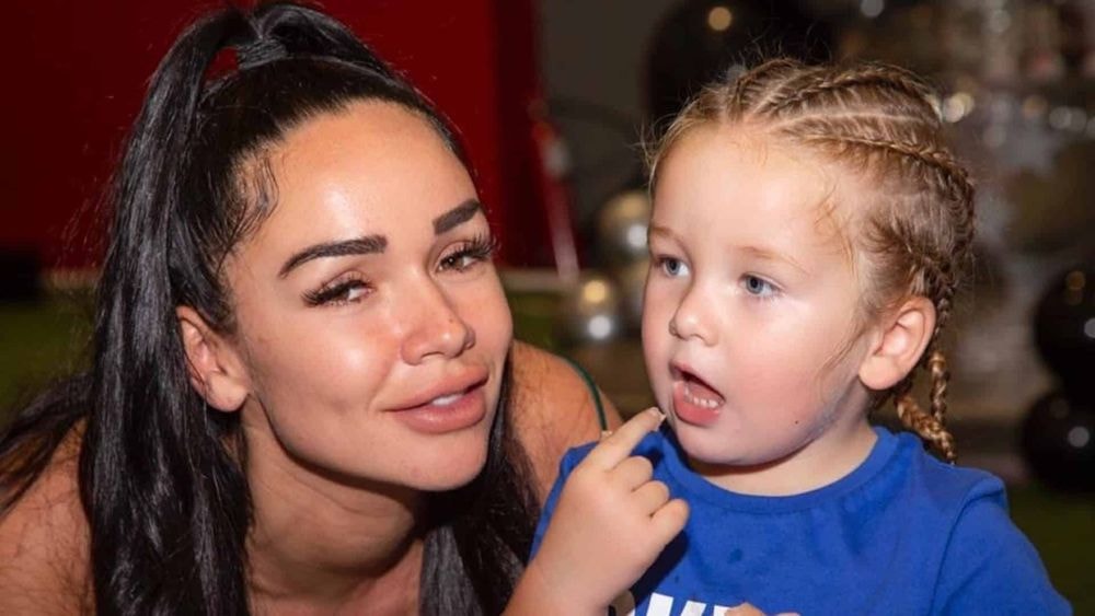 Jazz Correia : on sait enfin pourquoi son fils Cayden est absent de la JLC Family !