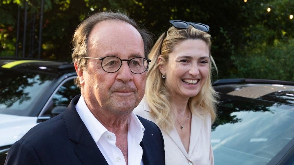 François Hollande uni à Julie Gayet : ce titre osé de Patrick Bruel qu'il écoutait avant leurs rendez-vous secrets