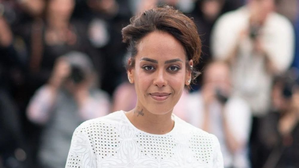Amel Bent grassement payée pour les Enfoirés ? "Tout ce qu’on mange, tout ce qu’on boit et là où l’on dort..." la vérité sur les avantages en nature des artistes de la troupe