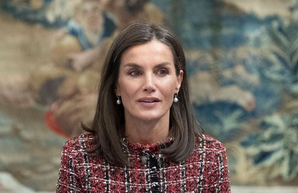 Letizia d’Espagne impressionne en succombant à la couleur inattendue de l’été