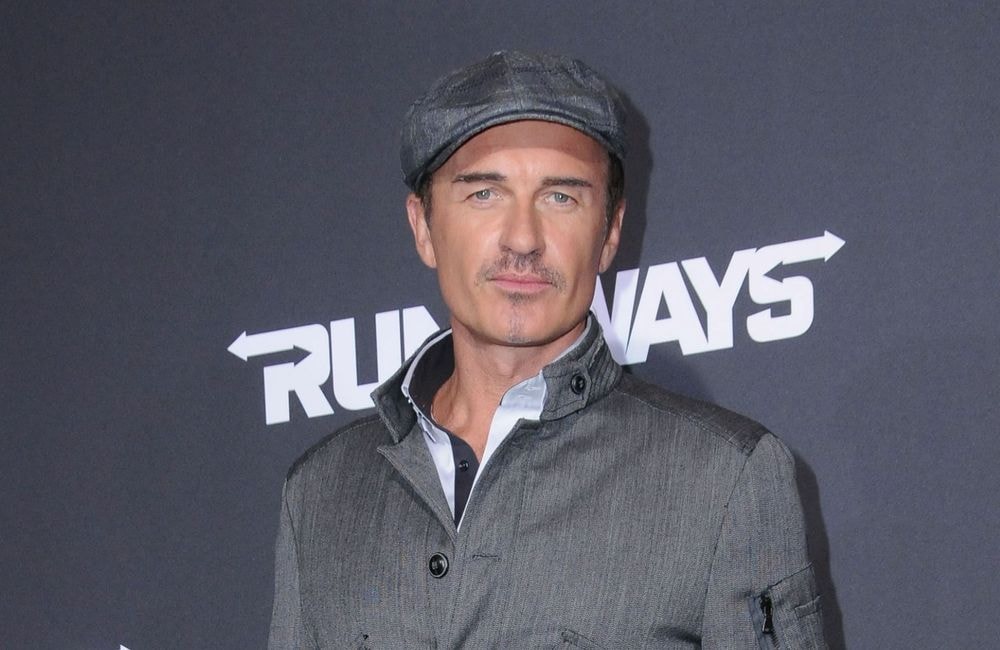 Mort de Julian McMahon : la mère de sa fille sort du silence et partage un cliché déchirant