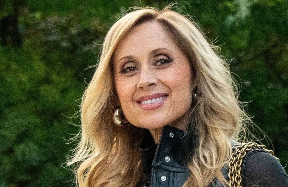 « Elle est vraiment très belle » : Lara Fabian mère protectrice, ses confidences sur sa fille Lou