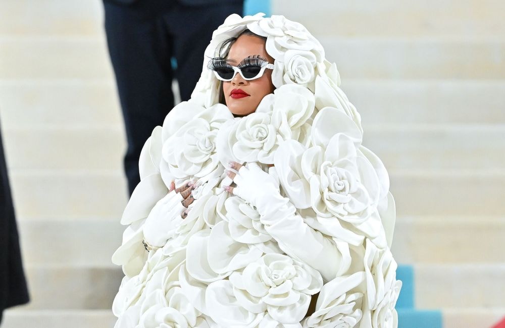 Avec humour, Rihanna se confie sur son unique regret mode