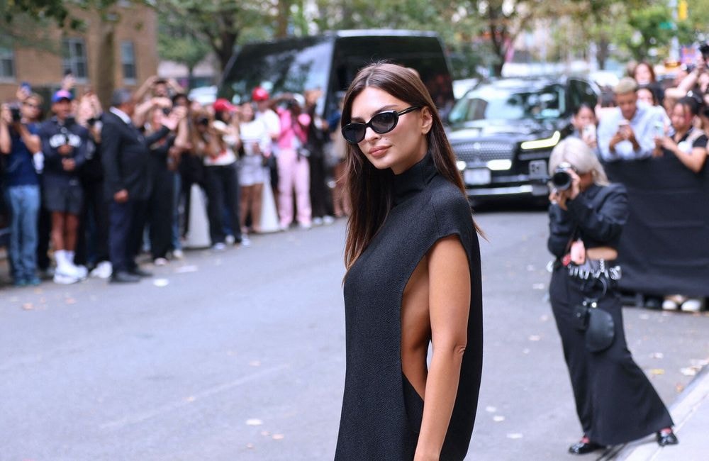 Emily Ratajkowski ressuscite la mèche culte des années 2000