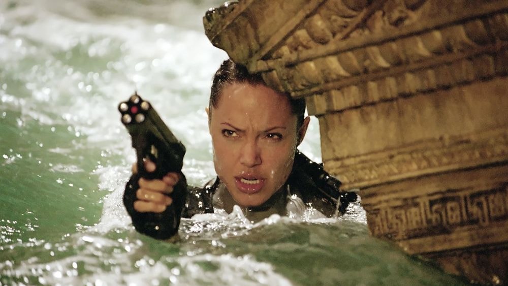 Angelina Jolie (Tomb Raider) : cette partie intime retouchée pour le film, ce n’est pas celle que l’on croit