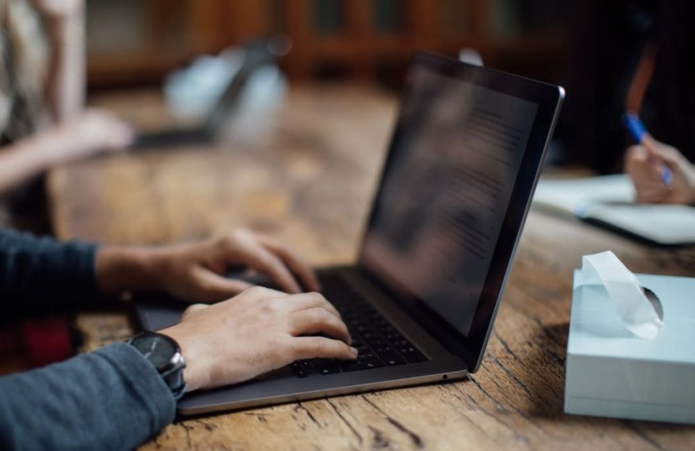 Manque de concentration : trois conseils approuvés par les experts de Harvard pour retrouver toute son attention