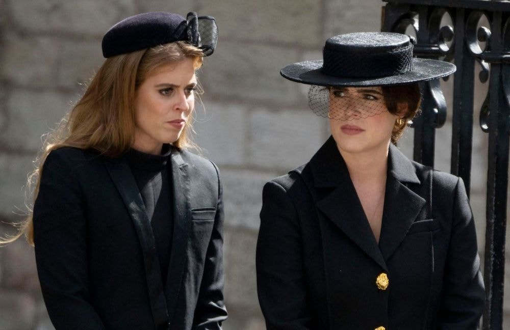 Déchéance du prince Andrew : quelles conséquences sur ses filles Eugenie et Beatrice d’York ?