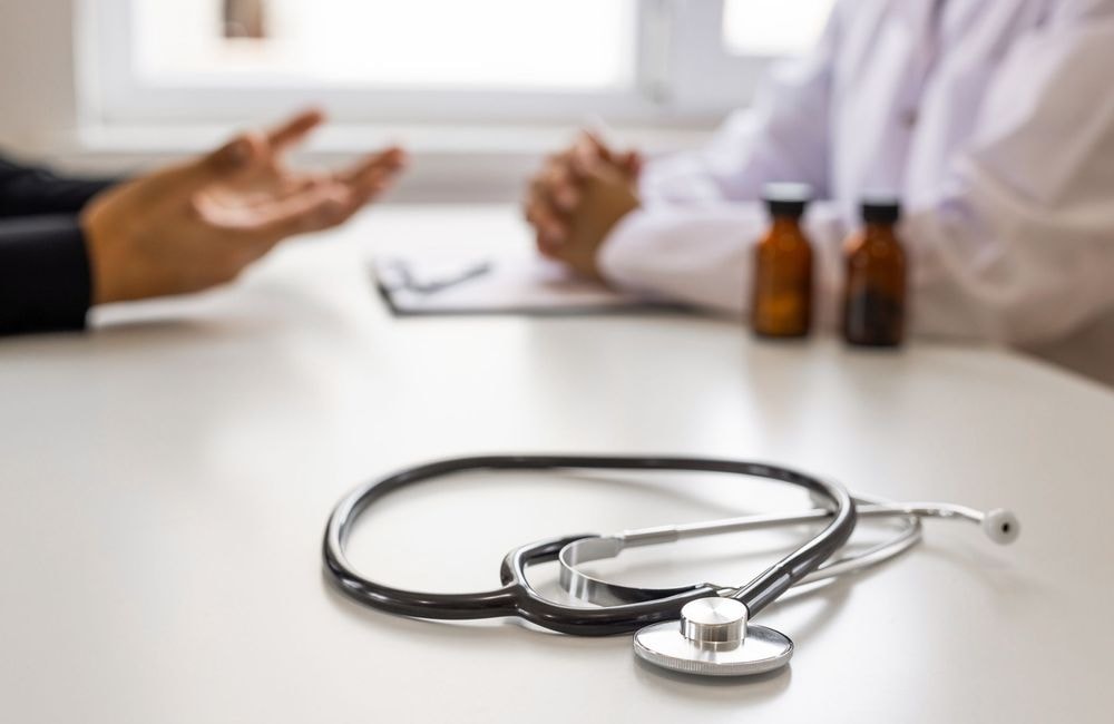 Un médecin du travail mis en examen pour deux viols à 14 ans d’intervalle dans l’Oise