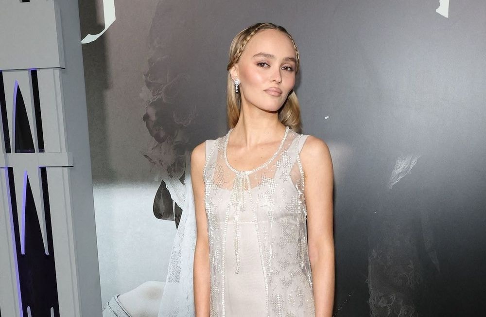 Lily-Rose Depp dévoile son expression française préférée pour séduire les locaux