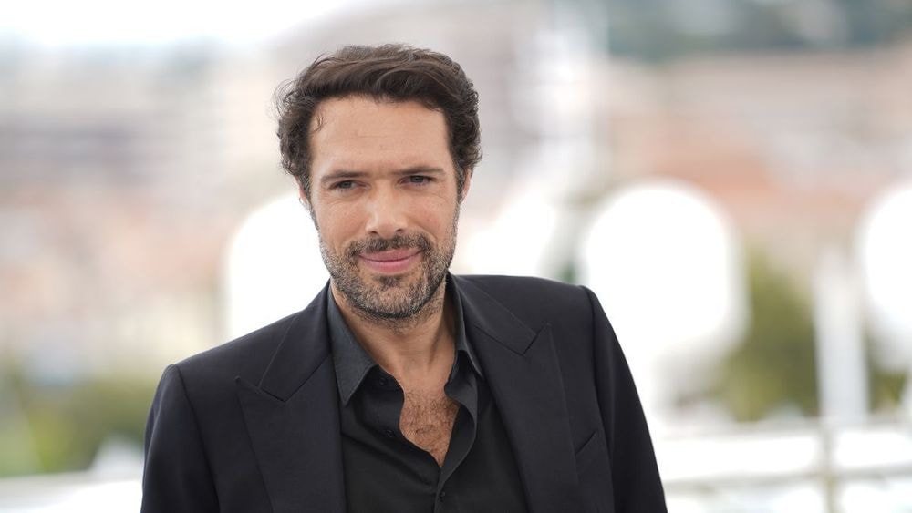 Nicolas Bedos : accusé d'agression sexuelle, son ex témoigne "Il ne sort plus de chez lui"