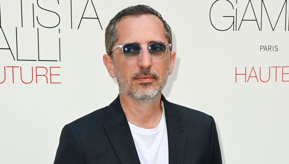 Gad Elmaleh honnête sur son couple avec une fille de 20 ans de moins : "C'est l'annonce d'un...