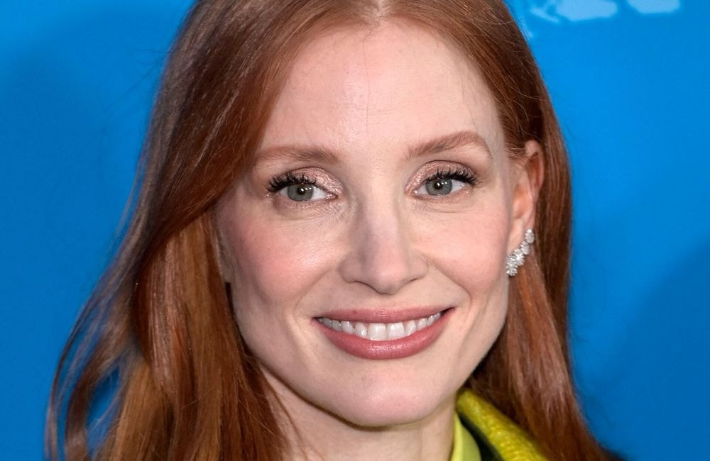 À Milan, Jessica Chastain dévoile sa dernière transformation capillaire
