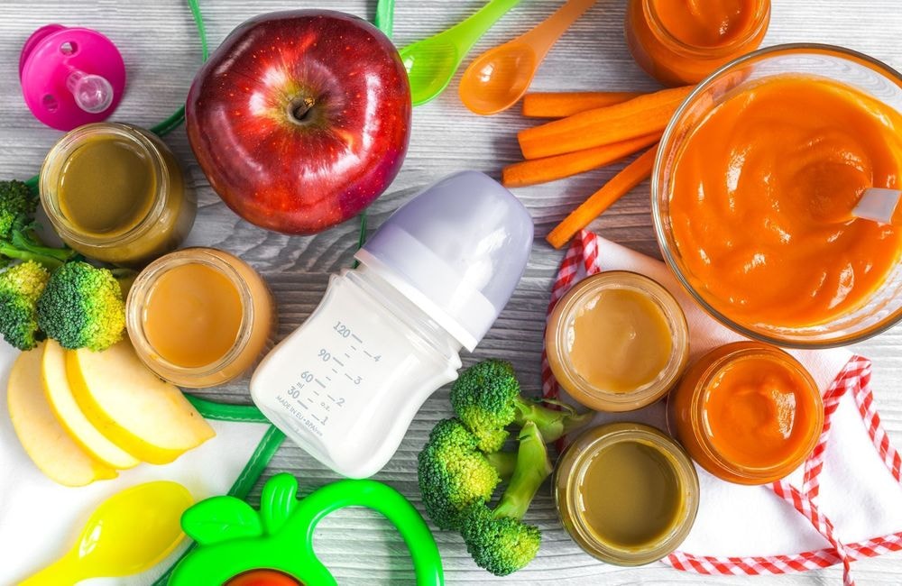 Comment l’alimentation maternelle façonne les goûts du bébé avant la naissance