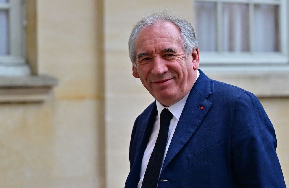 Gouvernement de François Bayrou : Élisabeth Borne nommée ministre de l’Éducation nationale, Gérald Darmanin à la Justice