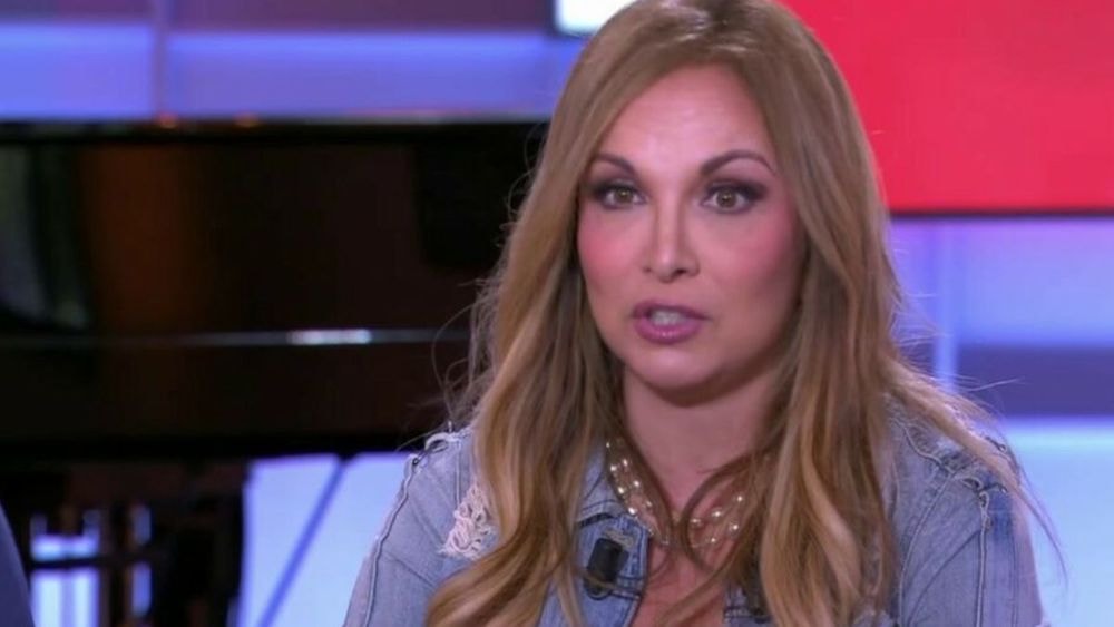 Hélène Ségara, cash sur ses débuts : "Je passais mon temps à...